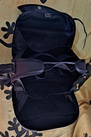 Neceser/bolso rígido Babybjörn negro