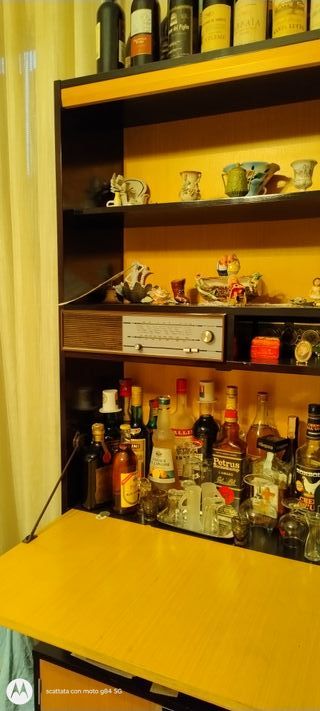 Mobile bar anni 70/80 con radio
