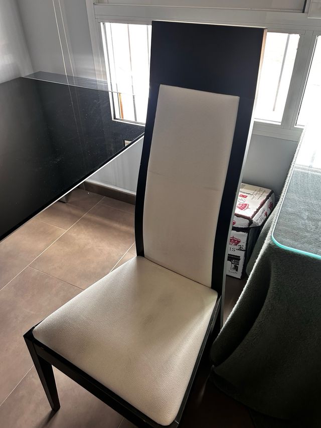 Composición comedor moderna