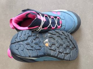 Botas montaña trekking niños