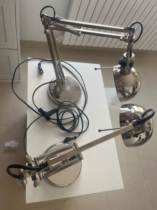 Set 2 Lámparas Mesa IKEA Plata. Buen estado.