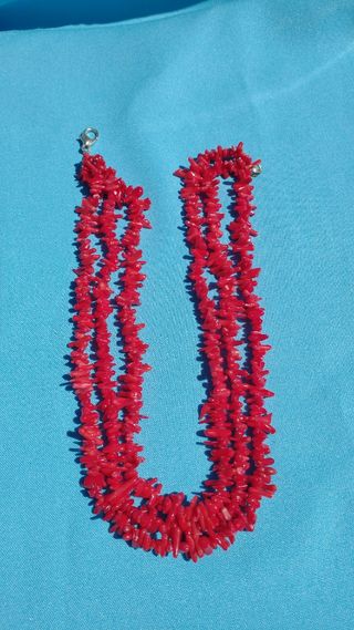 Colar vintage de coral vermelho