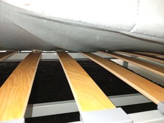 Sofá cama de Ikea con funda turquesa