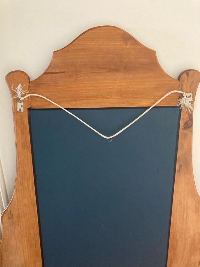 Espejo de madera artesanal