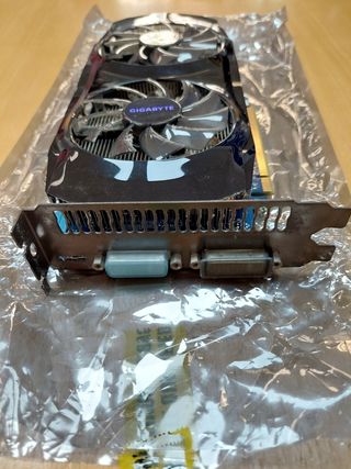 Tarjeta Gráfica Gigabyte Nvidia GTX 460
