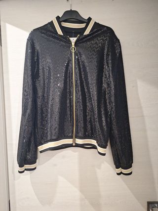 Cazadora bomber lentejuelas negra y dorada