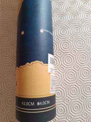 Mappa del mondo arrotolabile con punteruolo