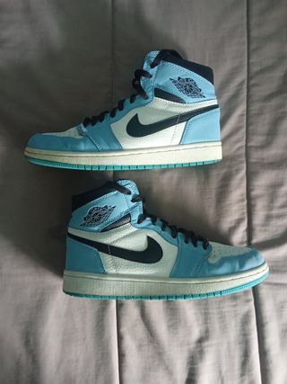 Air Jordan 1 High OG University Blue