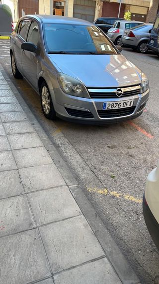 Opel Astra 2004