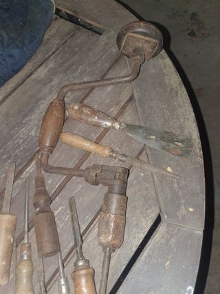 Attrezzi antichi da falegname