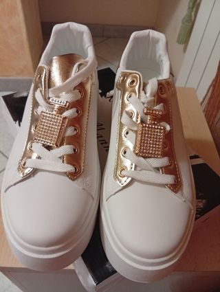 Sneakers Donna Oro e Bianche Tg 39