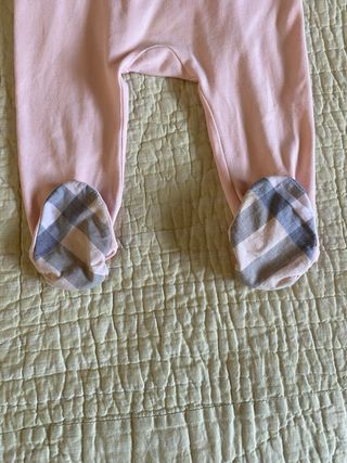Pijama Burberry Rosa 12 Meses