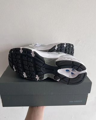 New Balance 530 Talla 45 Blanco Plata Marino