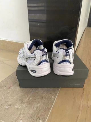 New Balance 530 Blanco Plata Marino Talla 44