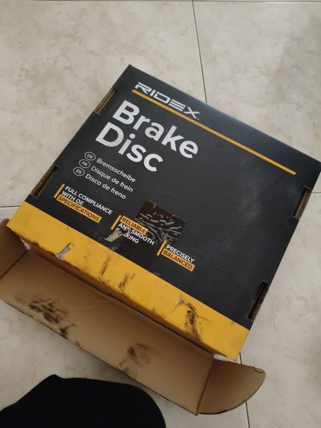 Discos y pastillas de Freno RIDEX Delantero