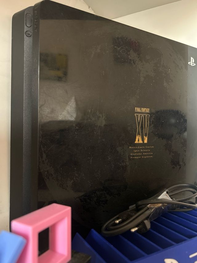 PS4 Final Fantasy XV Edition