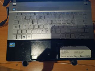 Portátil Acer Intel Core i5 4GB RAM 750GB HDD