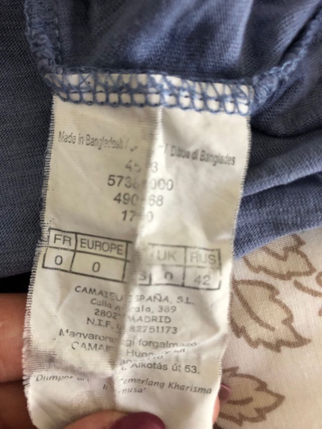 CAMATEU T-shirt lilla con pizzo