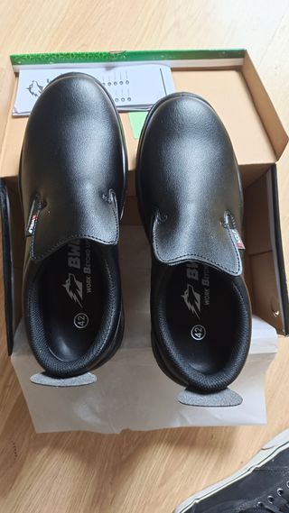 Zapatos de seguridad BWOLF Hostelería T-42 NUEVO