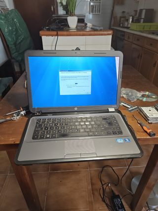 Portátil Toshiba Plata y Negro