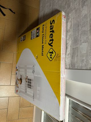 Barrera Seguridad Safety 1st U-Pressure Fit