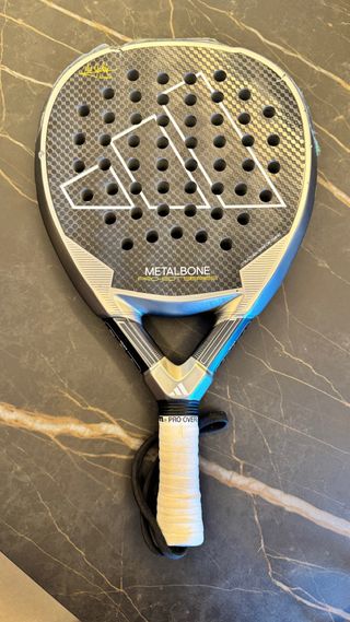 2 Raquetes Adidas Metalbone Ale Galán e Ale Galán