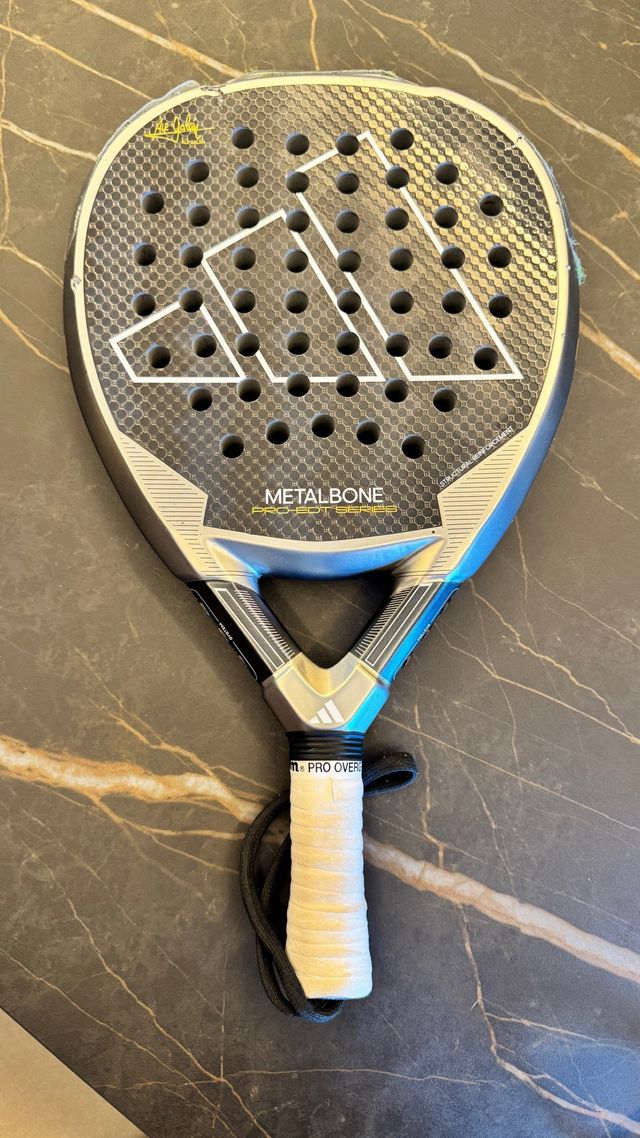 2 Raquetes Adidas Metalbone Ale Galán e Ale Galán