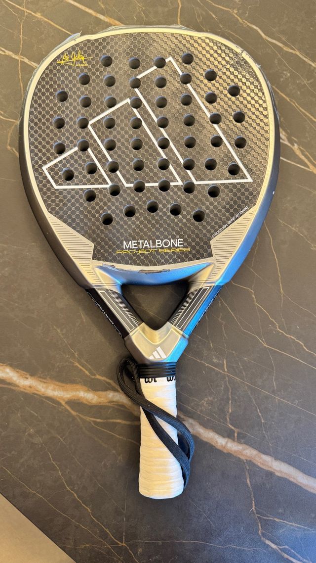 2 Raquetes Adidas Metalbone Ale Galán e Ale Galán