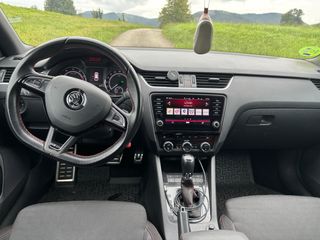 Skoda Octavia RS combi  DSG 230cv