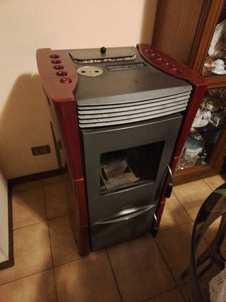 Stufa a pellet Cadel usata
