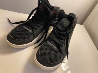 Zapatillas estilo baloncesto