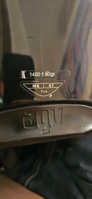 Casco AGV Negro con Visera Naranja