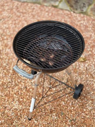 Barbacoa Weber Negra y Plateada