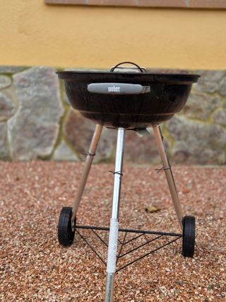 Barbacoa Weber Negra y Plateada