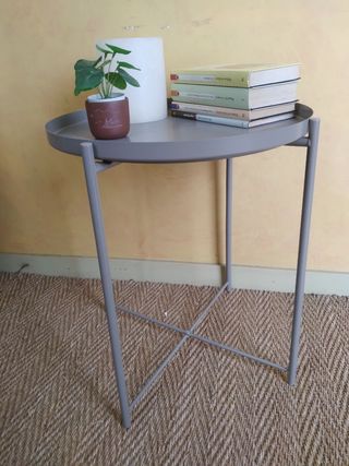 Mesita auxiliar Gladon Ikea metal gris