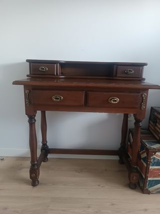 Mueble recibidor de madera