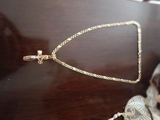 Collana con ciondolo croce oro 18k