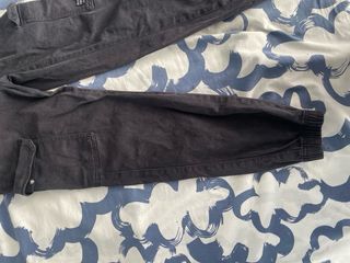 Pantalón cargo negro talla 13/14