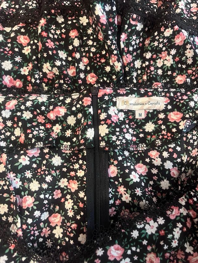 Vestido floral negro y rosa