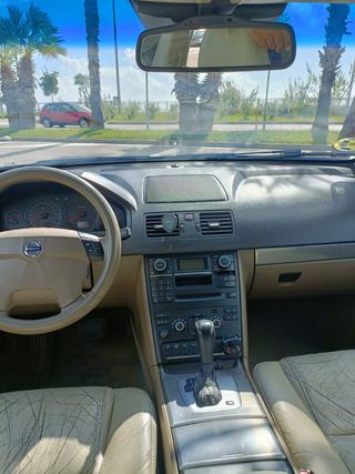 Volvo XC90 D5 momentum AWD del 2007