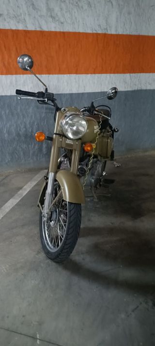 Royal Enfield Classic 500