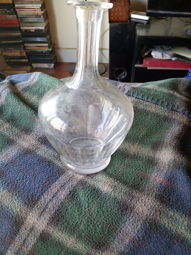 Jarra de cristal soplado