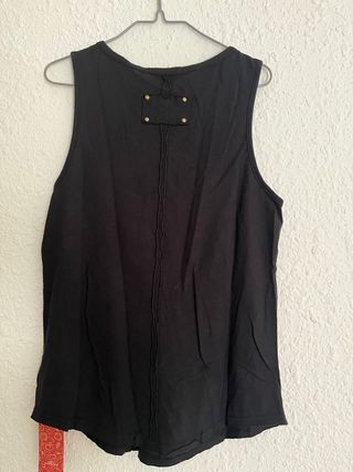 Camiseta sin mangas Shein con cordones