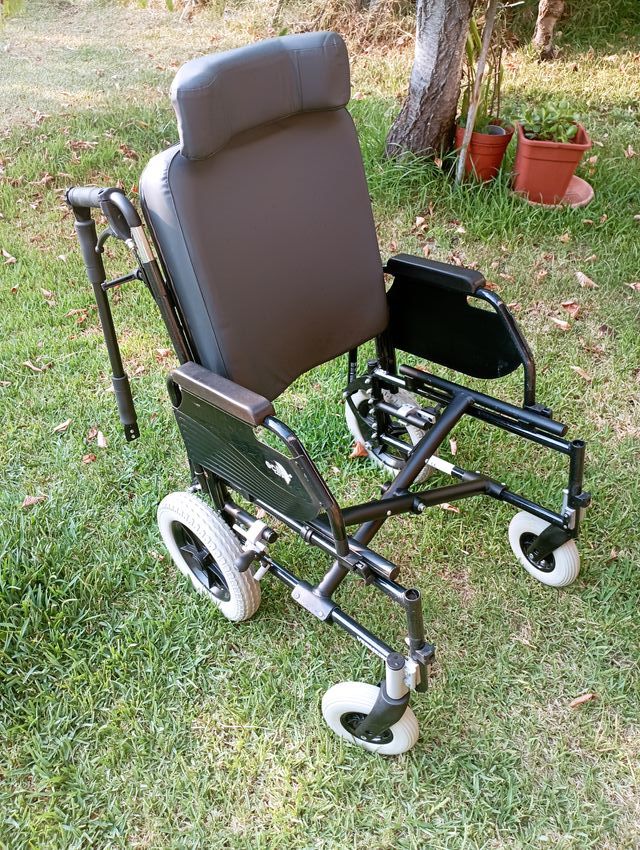 Silla de Ruedas Plegable