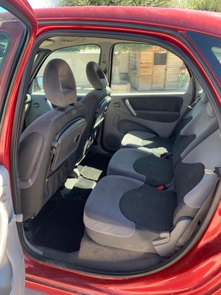 Citroen C4 Picasso 2011