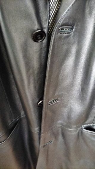 Cappotto in pelle nero