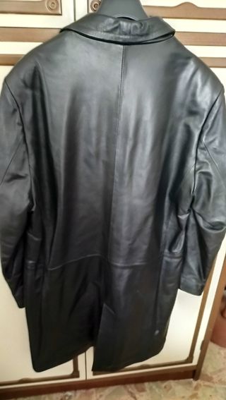 Cappotto in pelle nero