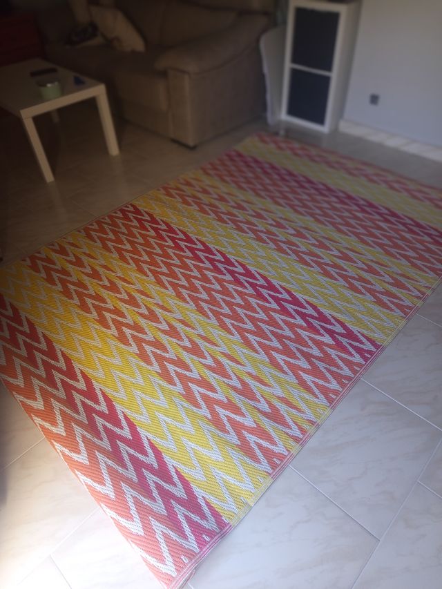 Alfombra de exterior con zig-zag