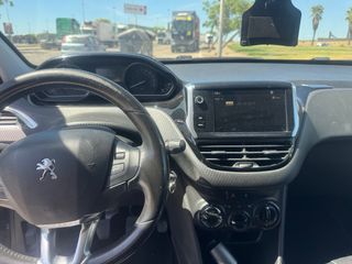 Peugeot 2008 2018