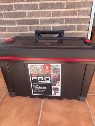 Carro de herramientas vertical Keter 26”PRO SERIES